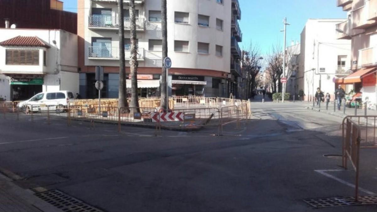 Les obres de remodelació de la plaça de les Palmeres de Viladecans duraran uns vuit mesos. 
