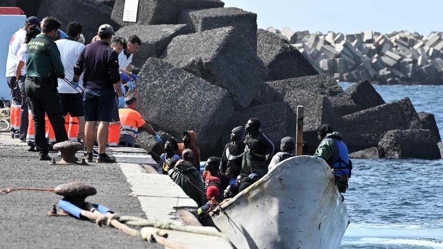 Tres muertos en un cayuco llegado a El Hierro