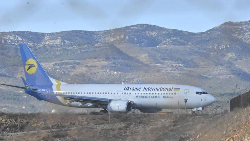 El aeropuerto de Castellón recibe cinco aviones de Ucrania para protegerlos de una posible guerra