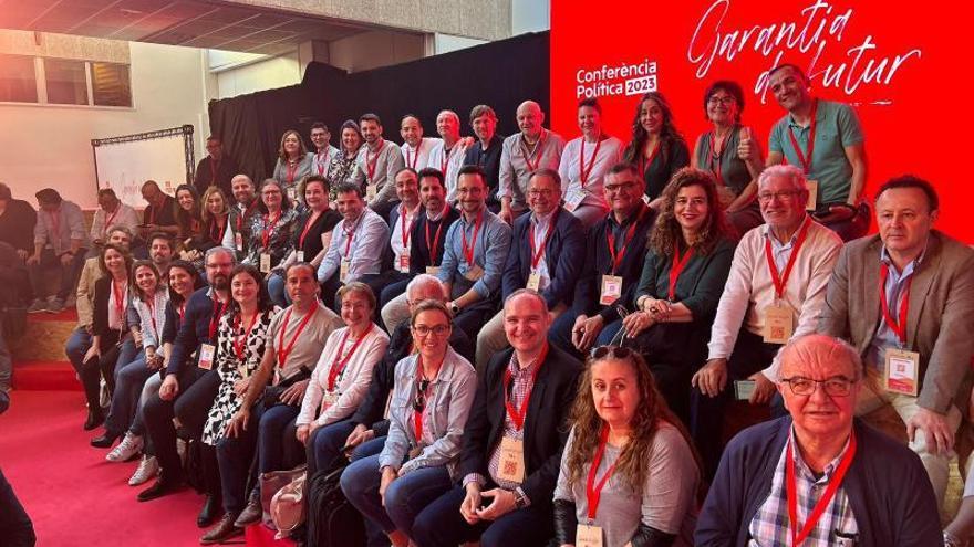 La delegación de Eivissa y Formentera, ayer, en la conferencia política del PSIB en Calvià.