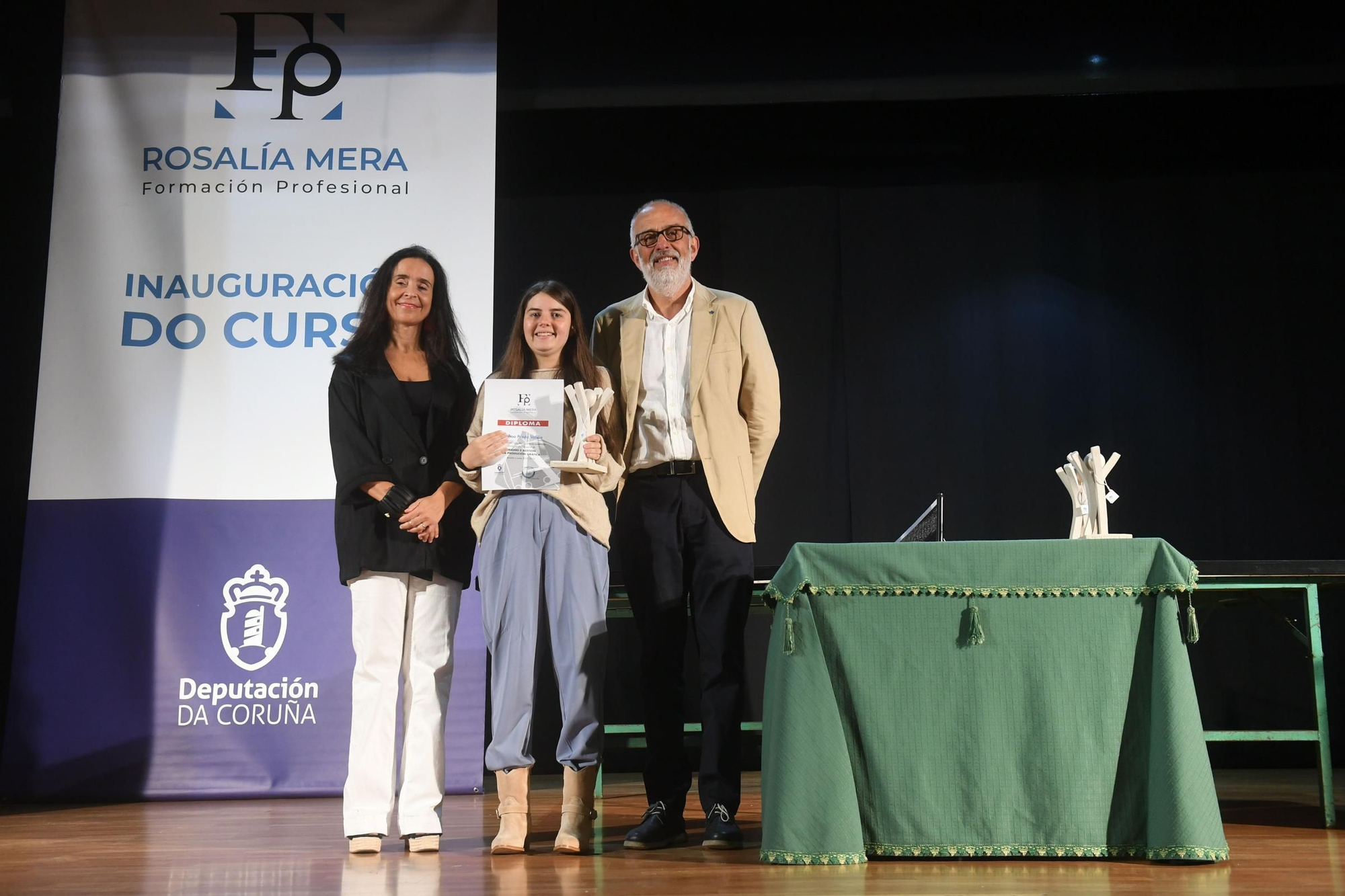 Primer día del curso 2024-25 en el IES Rosalía Mera de A Coruña