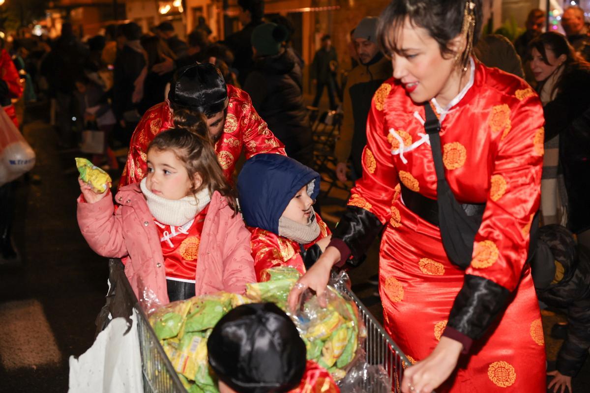 Los Reyes Magos llegan a València con las fallas de Malva-rosa-Cabanyal-Beteró
