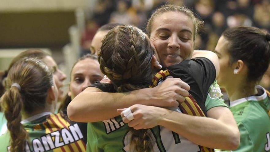 Las &#039;Guerreras&#039; sacan su hacha hoy contra el Málaga