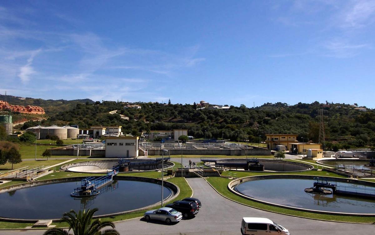 Instalaciones de la depuradora de agua residual La Víbora, ubicada en Marbella, que gestiona Acosol. | L.O.