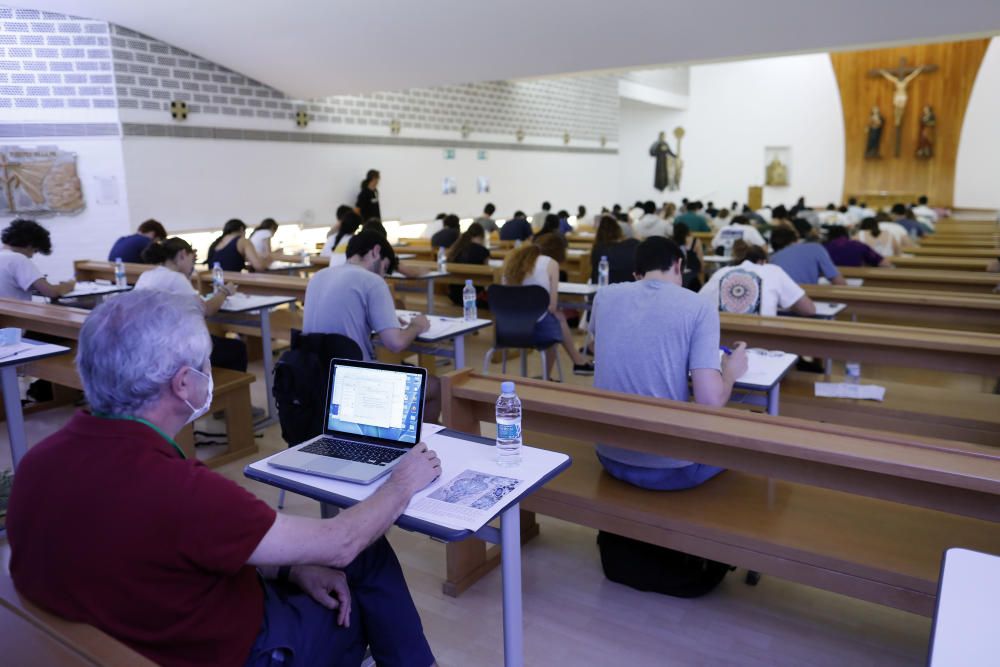 Selectividad en gimnasios, cafeterías, capillas y