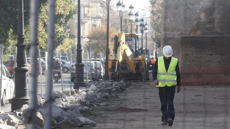 UGT firma el calendario laboral de la construcción para el 2018