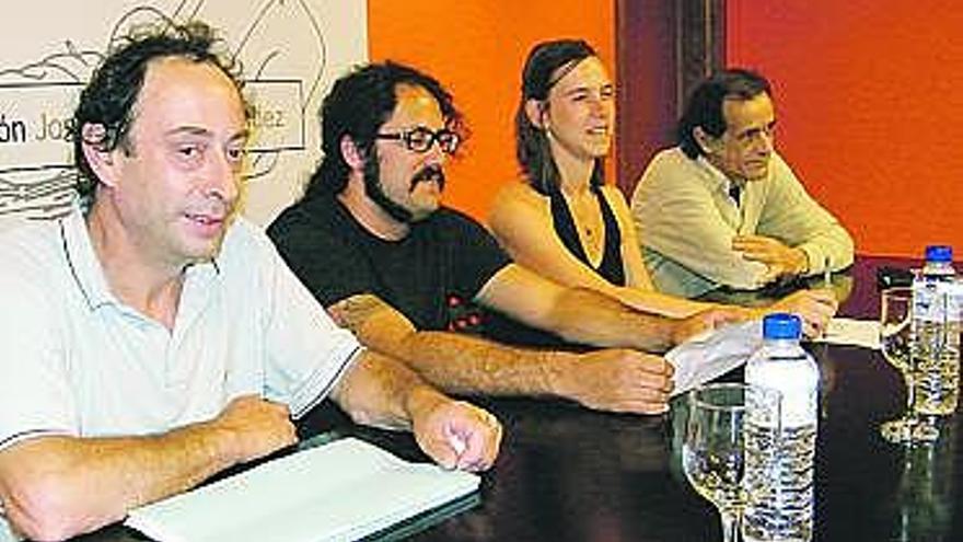 Por la izquierda, Pablo Maojo, Tino Martín, Melanie Moers y Ray García.