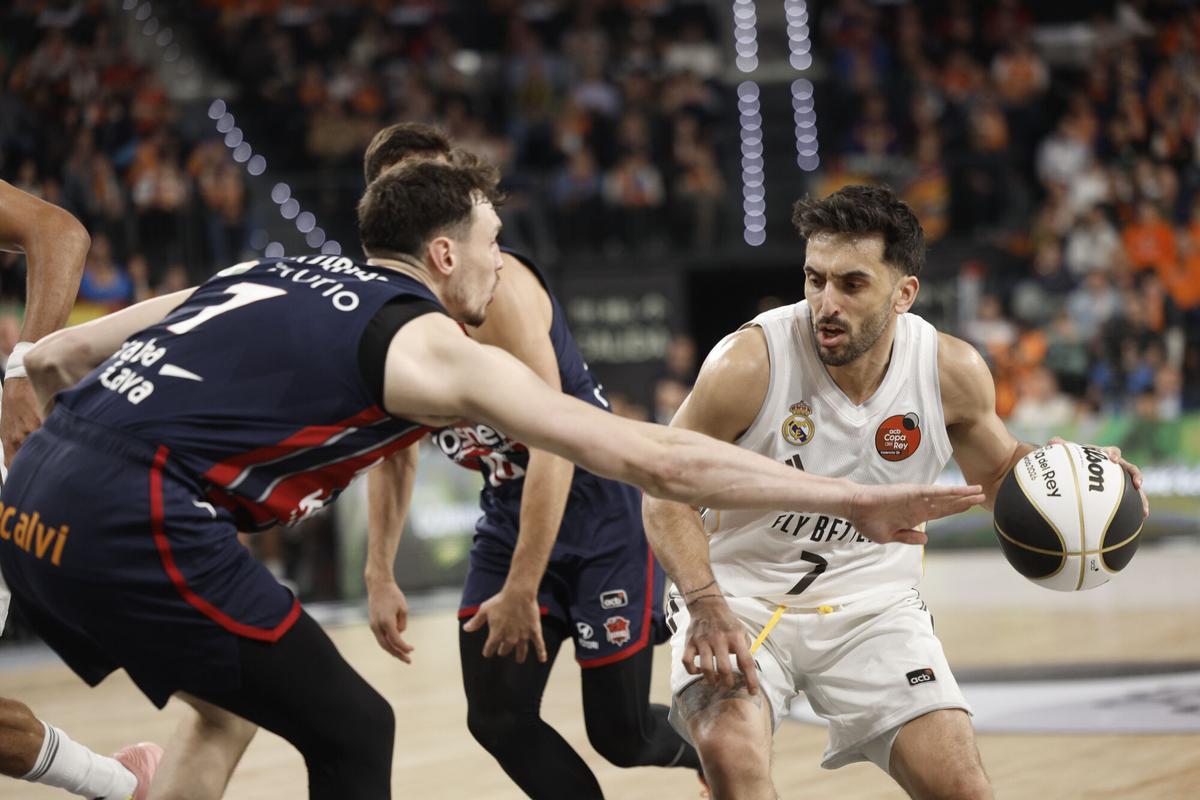 Final de la Copa del Rey: Real Madrid-Baskonia. Final de la Copa del Rey: Real Madrid-Baskonia.