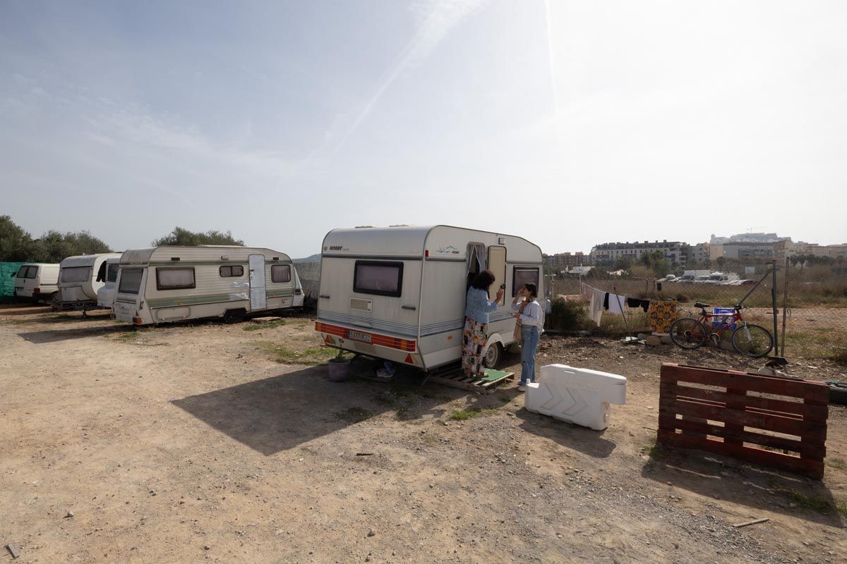 Las imágenes de los asentamientos de caravanas en Ibiza - Diario de Ibiza