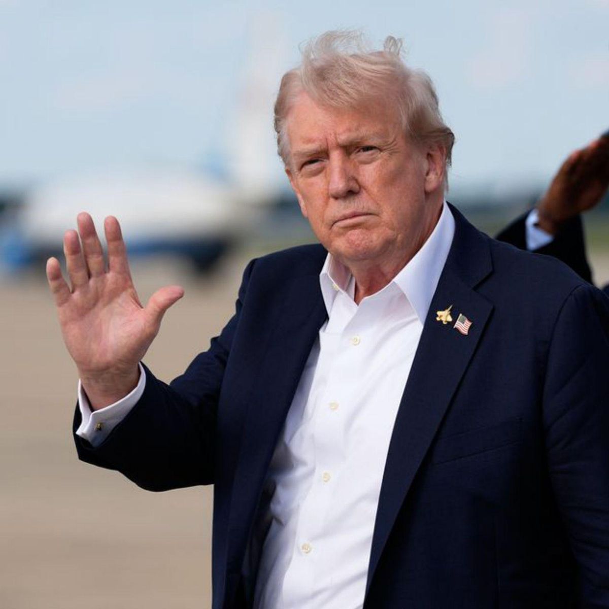Trump dona ales a Espanya a negacionistes i antivacunes