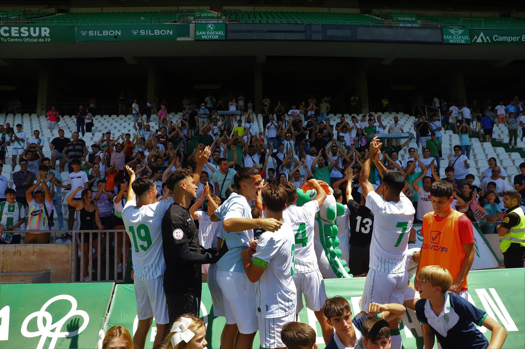 El derbi de play off entre el Córdoba B y el Ciudad de Lucena, en  imágenes