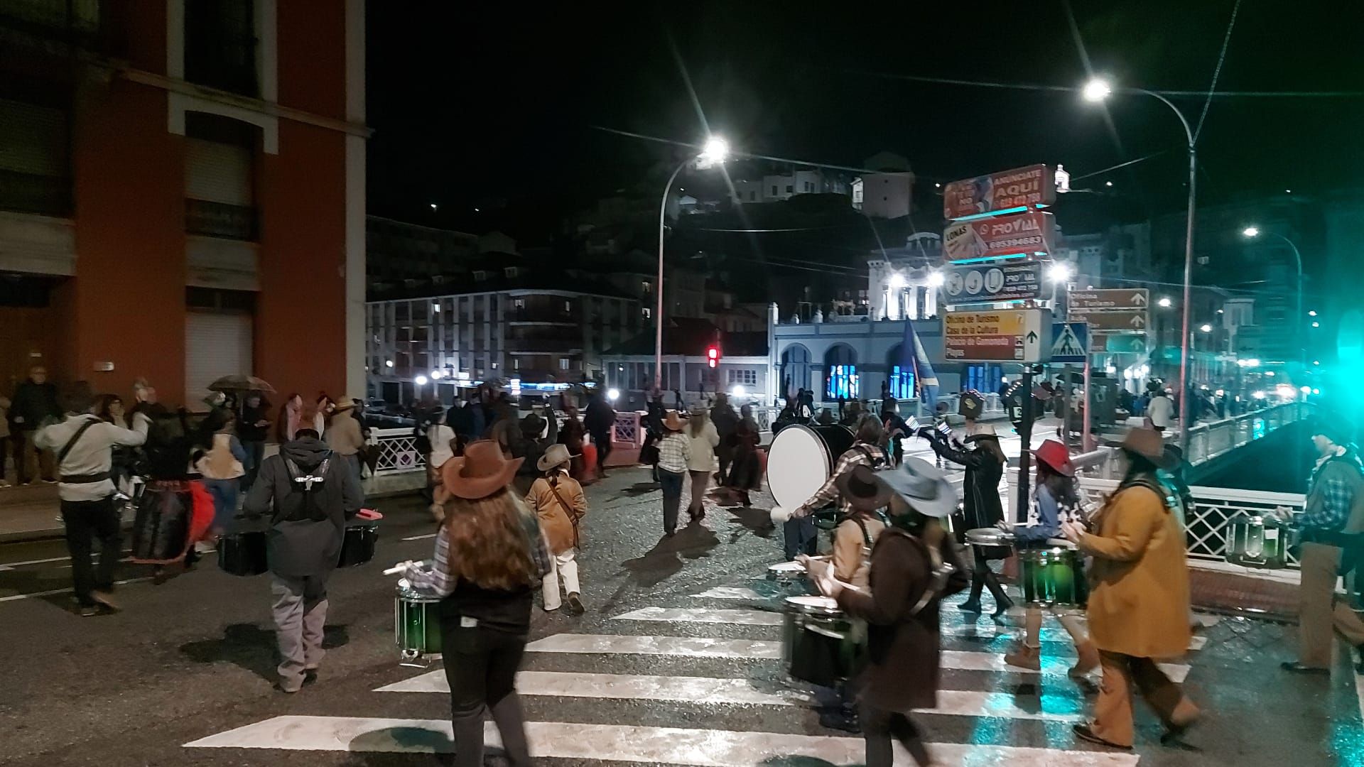 En imágenes: Así fue el multitudinario desfile de Carnaval en Luarca