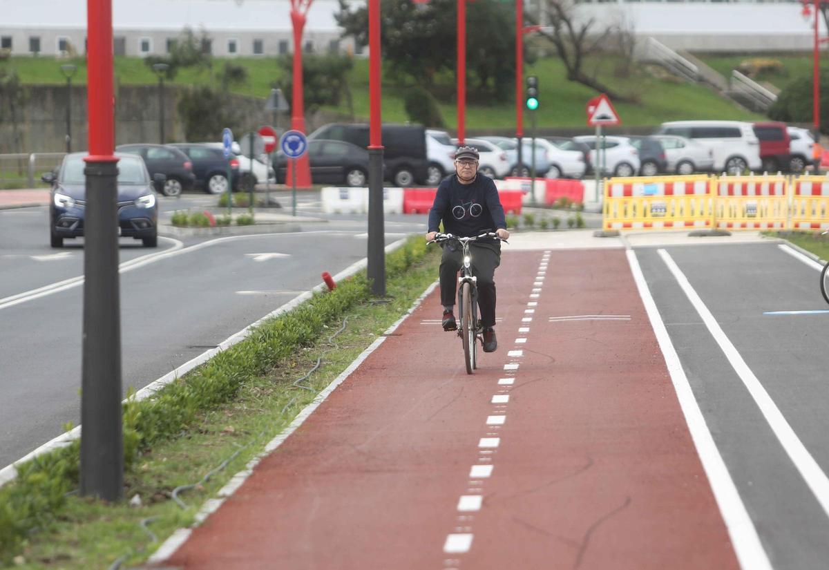Últimos retoques en la obra del paseo marítimo de A Coruña