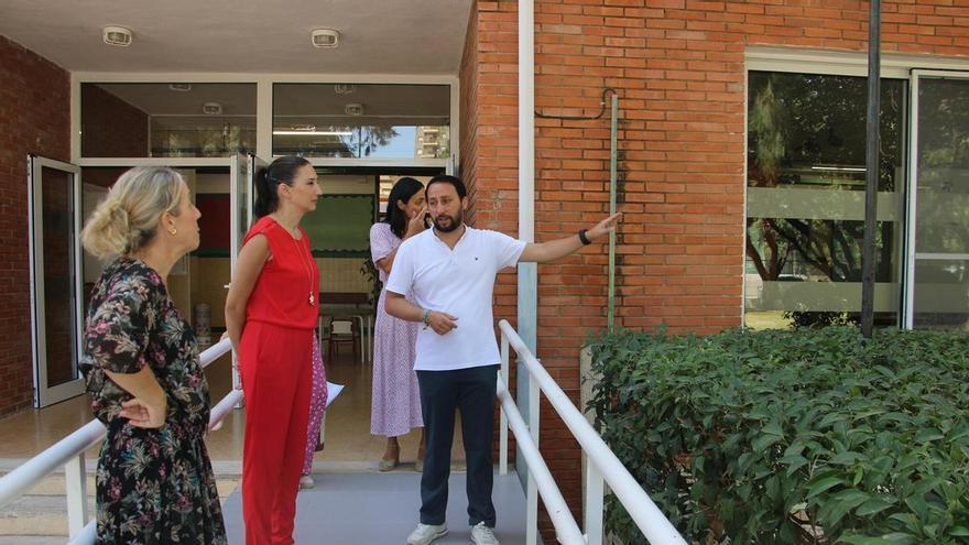 Works on the exterior carpentry of these three schools in Castelló to improve thermal insulation
