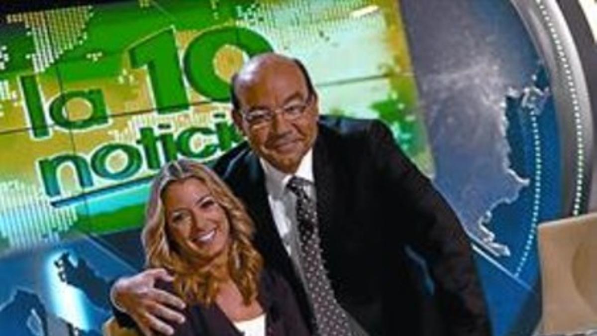 Ángel Exposito y Patricia G. Mahamaud presentan 'La 10 Noticias'.