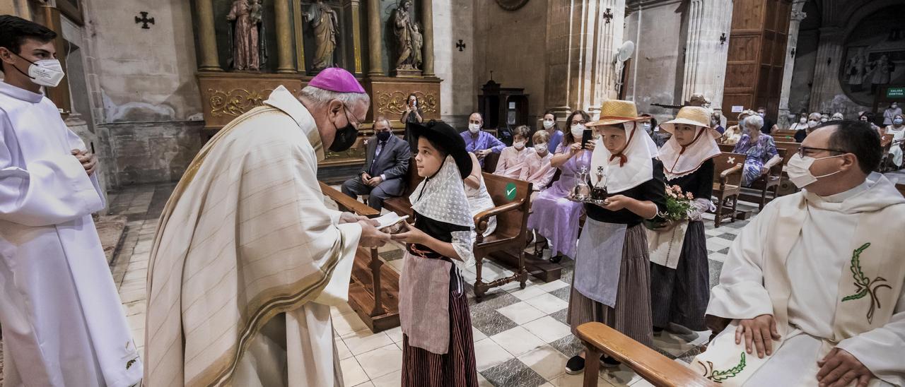 Presentada la niña que representará a la &#039;beateta&#039; de este año