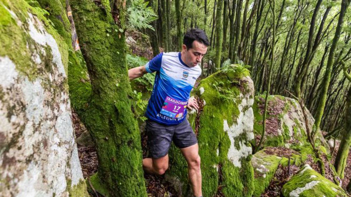 Uno de los participantes en el Trail.