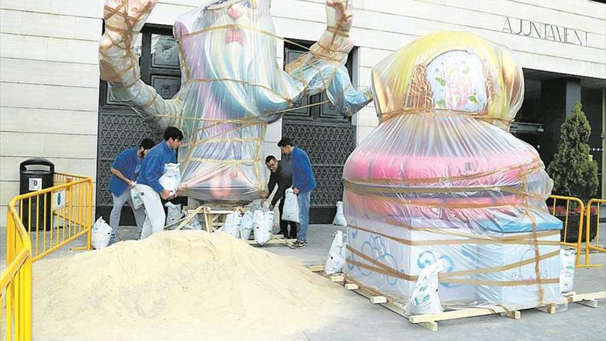 Las comisiones inician hoy la plantà del cuerpo central de los monumentos