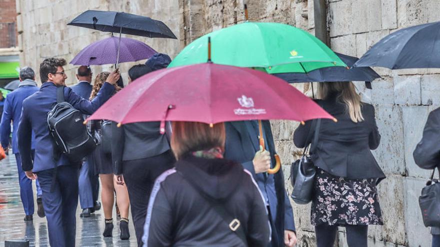 El tiempo en Alicante: la entrada de viento polar devuelve el invierno