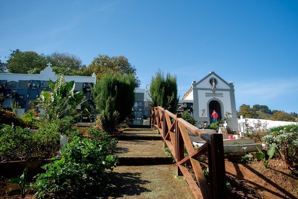 Cementerio de Fontanales, en Moya.
