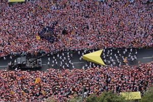 El punter de la Via Lliure, recorrent la Meridiana de Barcelona.