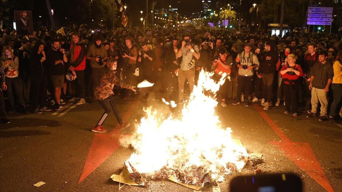 zentauroepp50746088 protestas premios rey191104195216