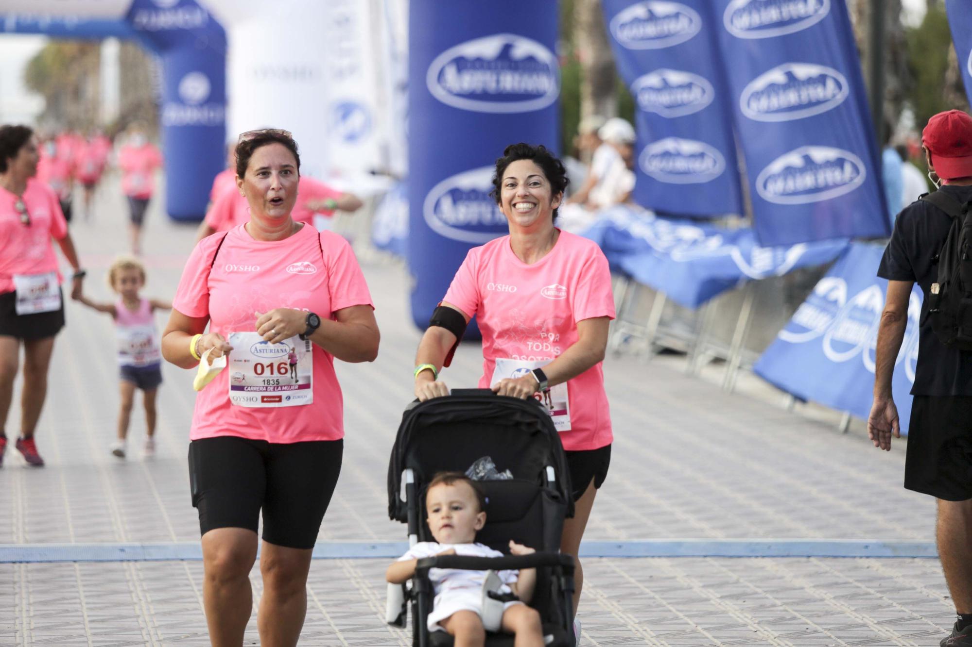 Las mejores imágenes de la carrera de la Mujer en València