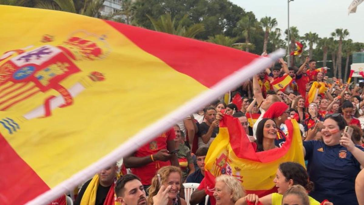 Los mejores momentos de la afición de España en Cartagena, en fotos