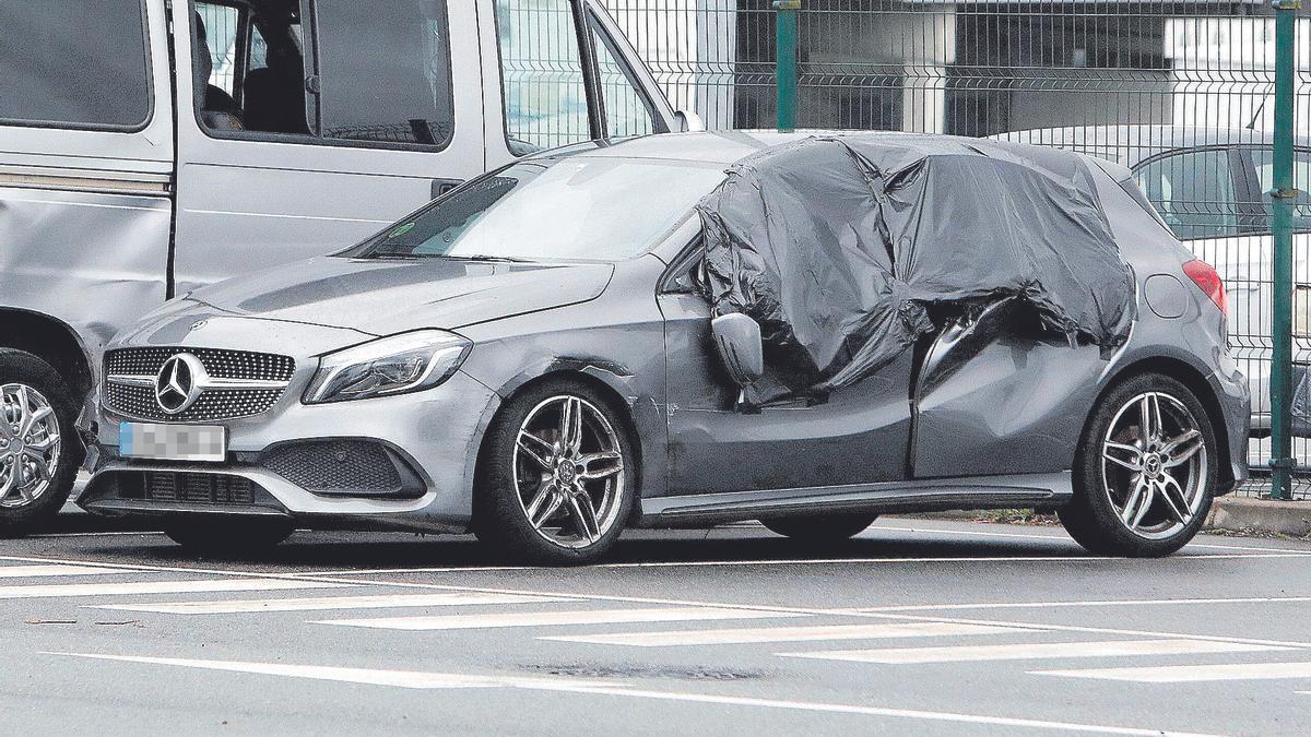 Mercedes Benz A200 con el que Iván Méndez atropelló mortalmente a Jorge Santiago en Conxo