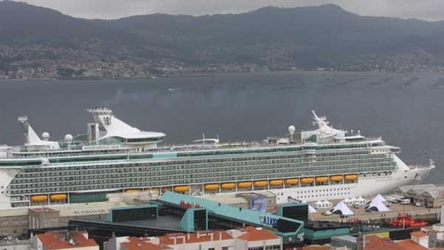 El crucero &quot;Independence&quot;