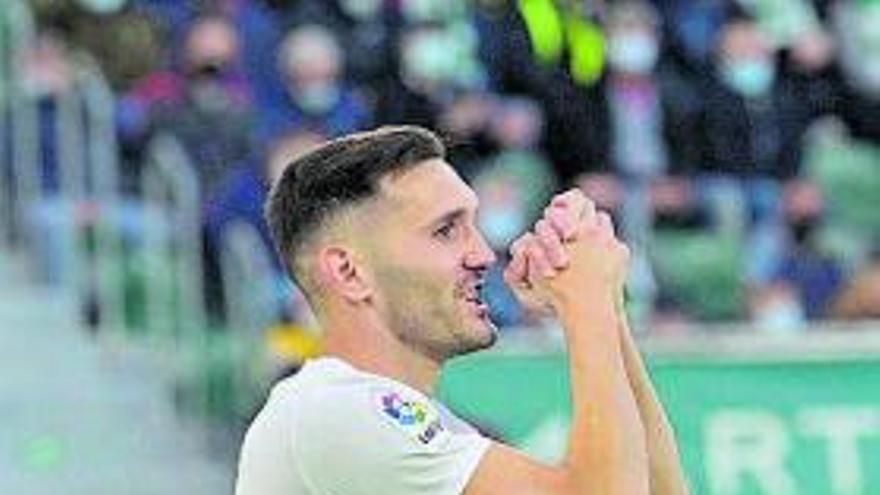 El ataque del Elche supera la ola