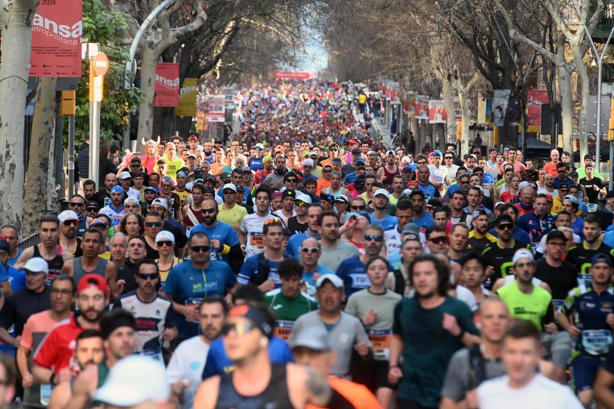 ¿Has participado en la Marató de Barcelona 2024? ¡Búscate en las fotos¡