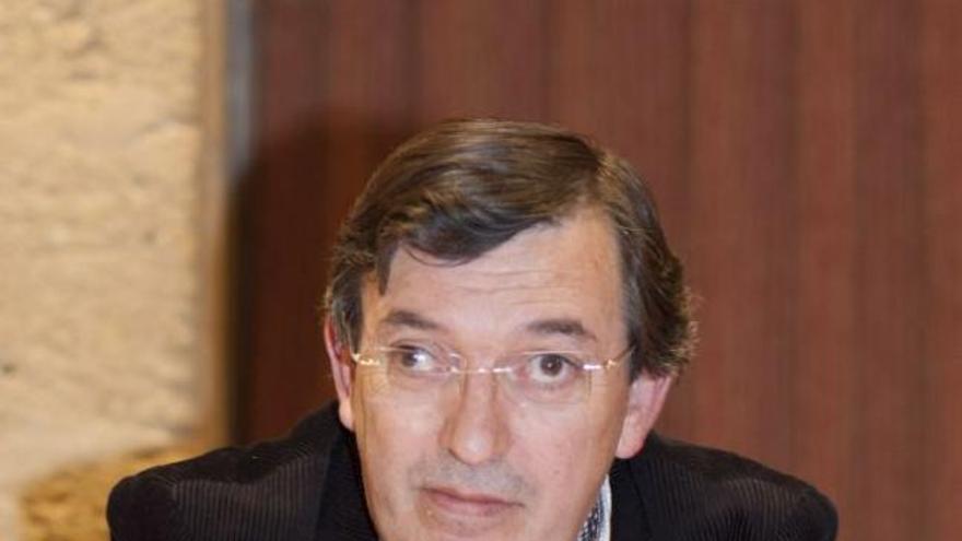 El profesor Manuel Fernando Ladero Quesada.