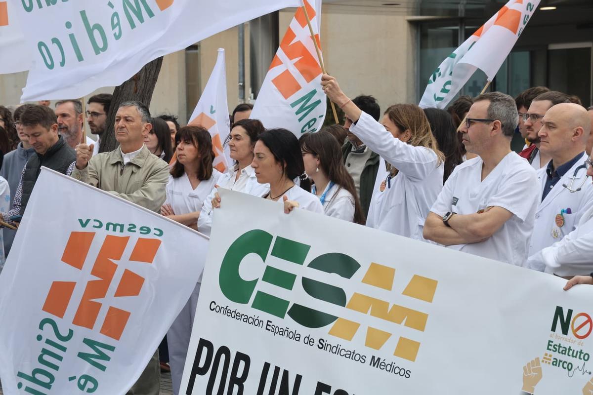 La nueva huelga de médicos en la provincia de Alicante. Hospital de Sant Joan