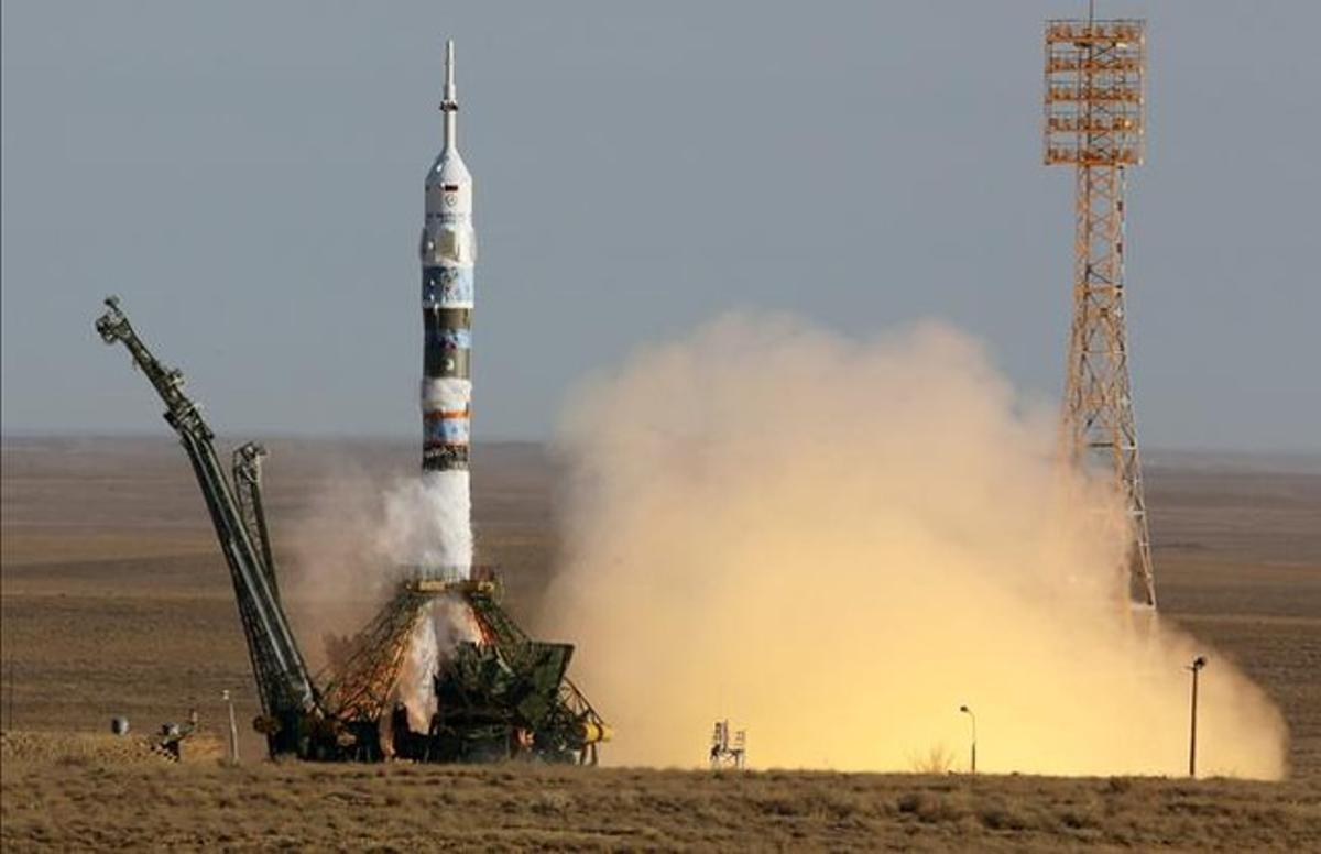 El lanzamiento de la nave Soyuz en el cosmódromo de Baikonur.