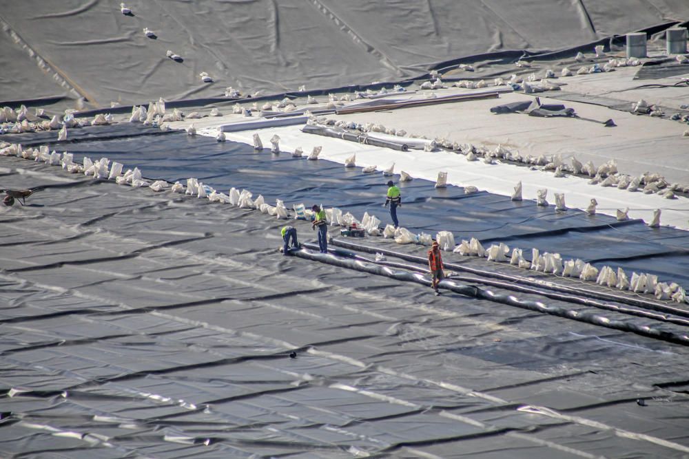 Construcción de una gran balsa en Albatera