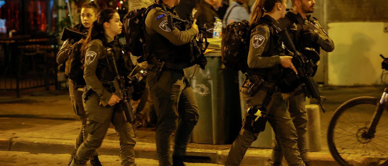 Se acrecienta la tensión en Israel tras un tiroteo en el centro de Tel Aviv.