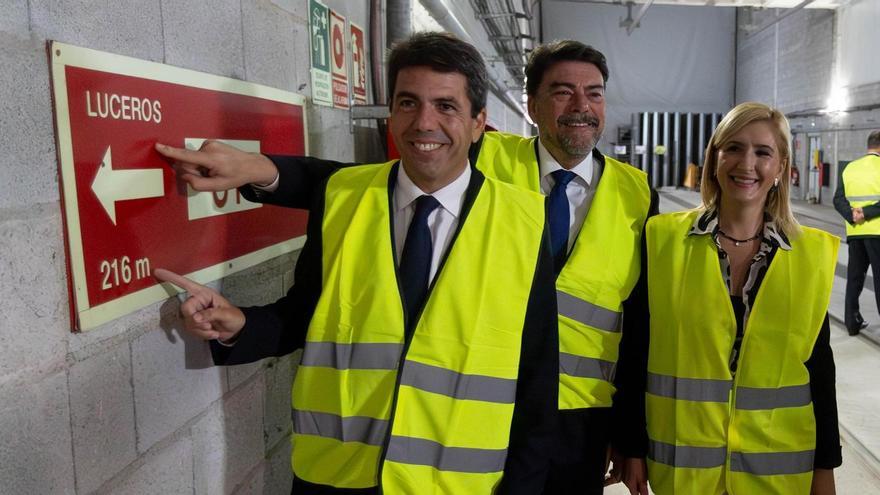 El presidente de la Generalitat, Carlos Mazón, el alcalde, Luis Barcala y la consellera de Infraestructuras, Salomé Pradas.