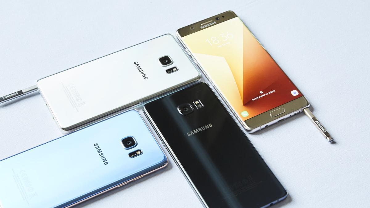 Cuatro versiones del móvil Samsung Galaxy Note 7.