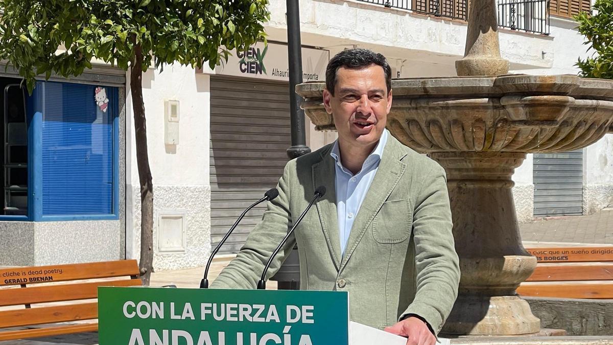 Juanma Moreno vuelve a Alhaurín el Grande, su pueblo natal