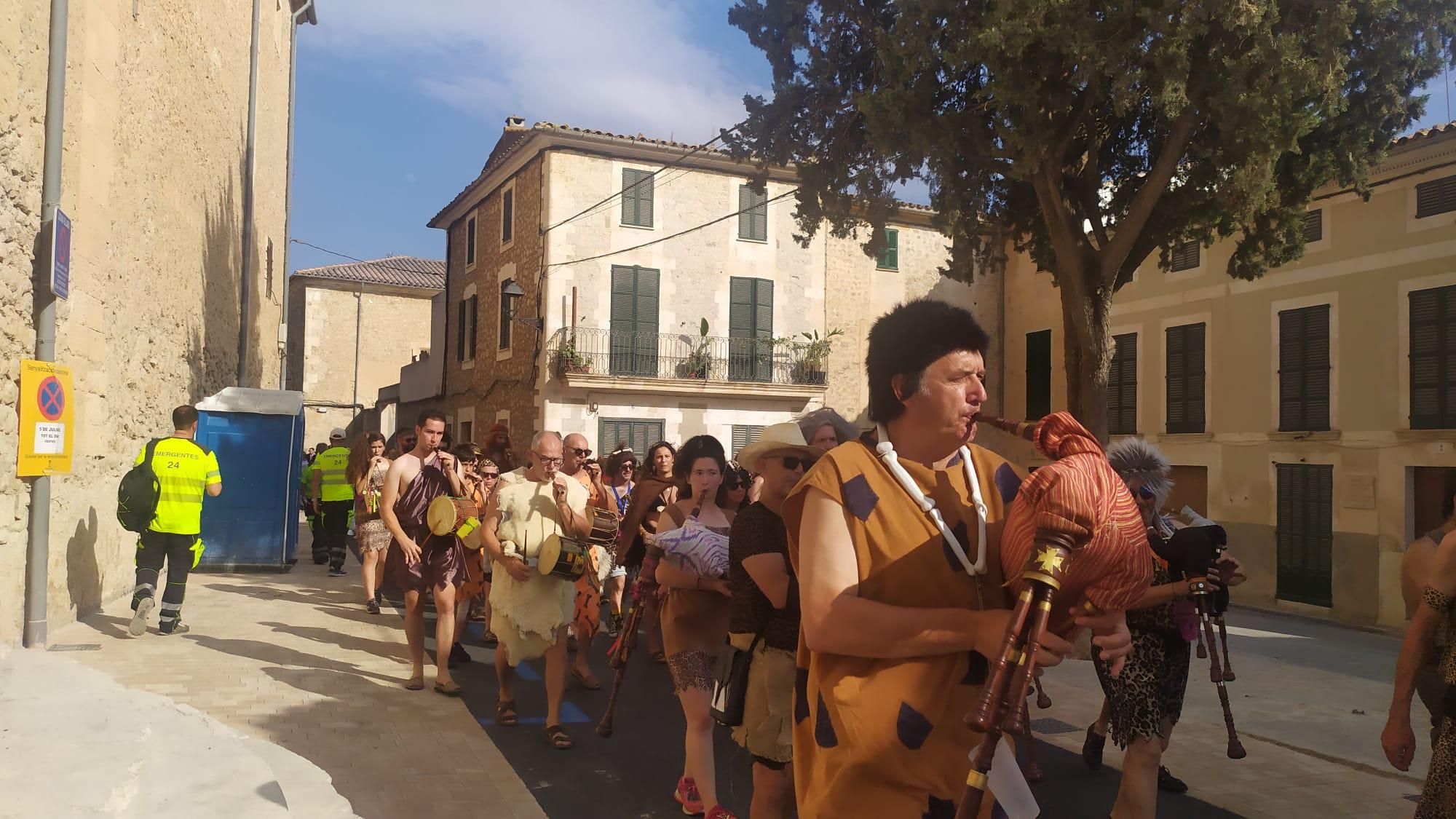 FOTOS | Búscate en el 'Carnaval d'estiu' de Campanet