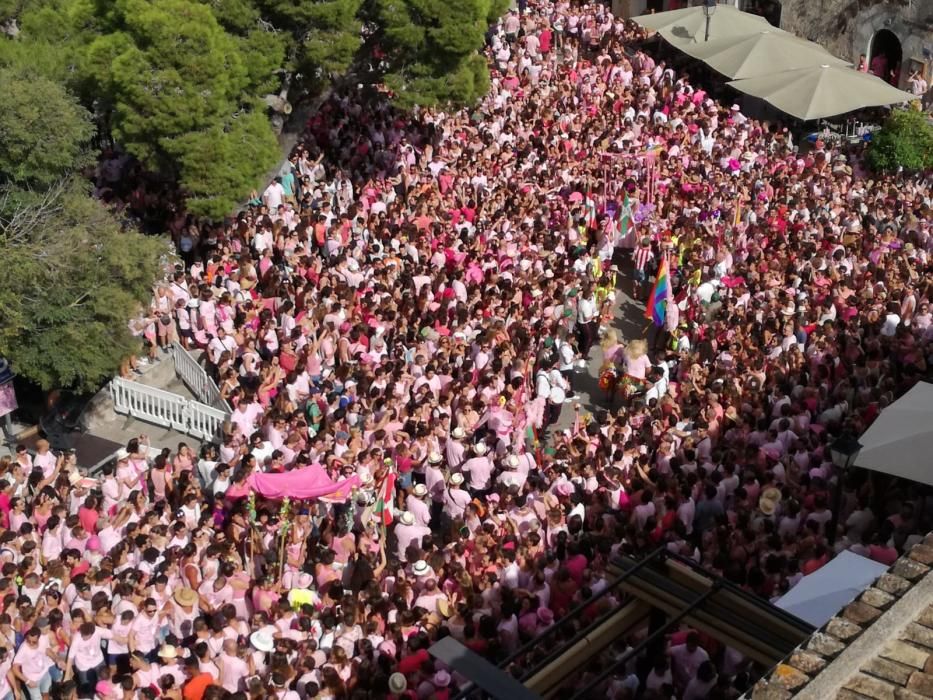 Ganz in Rosa: So feiert Sineu den Much