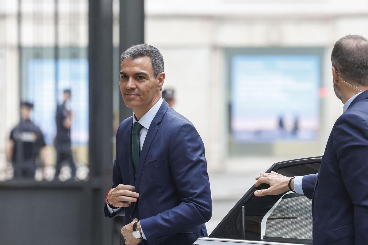 Sánchez acudirà dimecres a la sessió de control al Congrés per respondre per l’escàndol de Santos Cerdán Sánchez acudirà dimecres a la sessió de control al Congrés per respondre per l’escàndol de Santos Cerdán