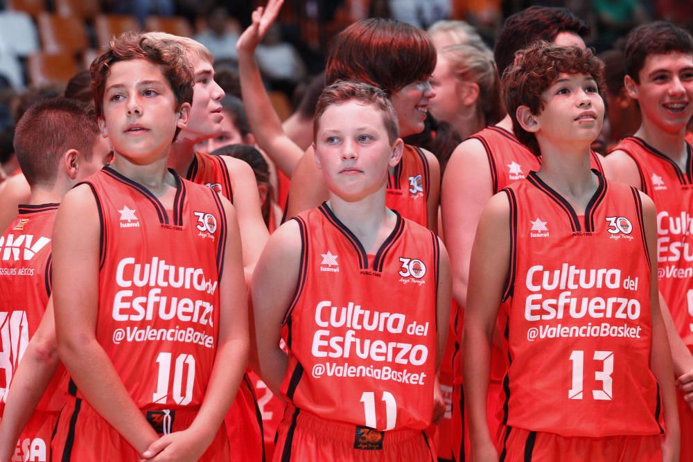 Todas las imágenes de la emotiva presentación del Valencia Basket 2016/17