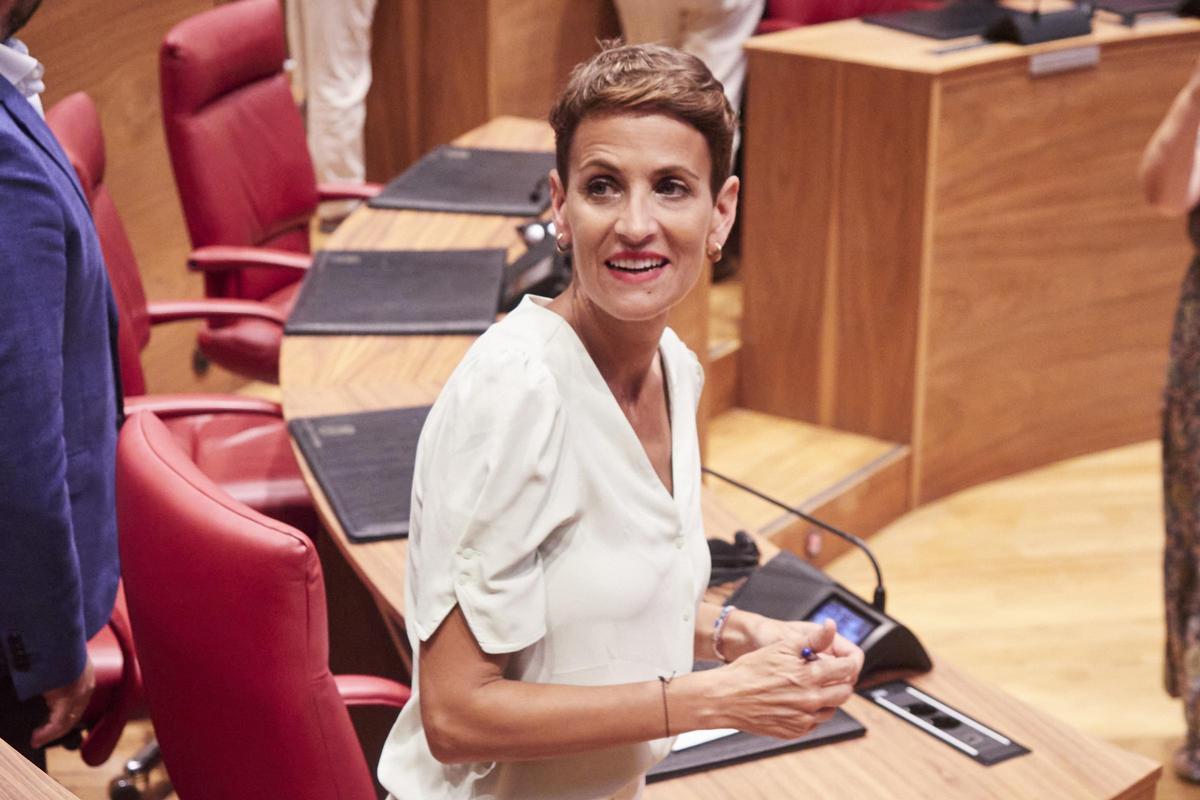 María Chivite tras ser investida nuevamente presidenta del Gobierno de Navarra.