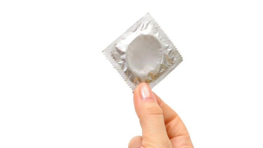 La Policía confisca 345.000 condones usados para revender en Vietnam