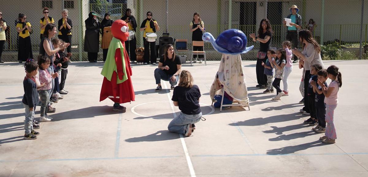 Els gegantons de l'Escola Valldaura construïts pels alumnes d'infantil