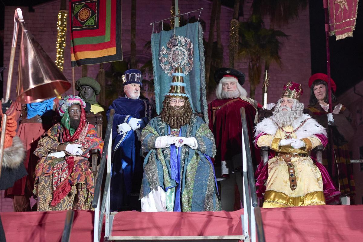 Els Reis d'Orient en l'acte final de l'any passat a la plaça de l'U d'Octubre.