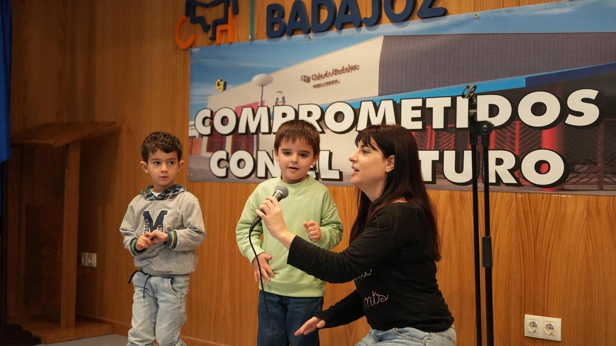 Badajoz afina la Navidad con un taller de canto infantil inclusivo