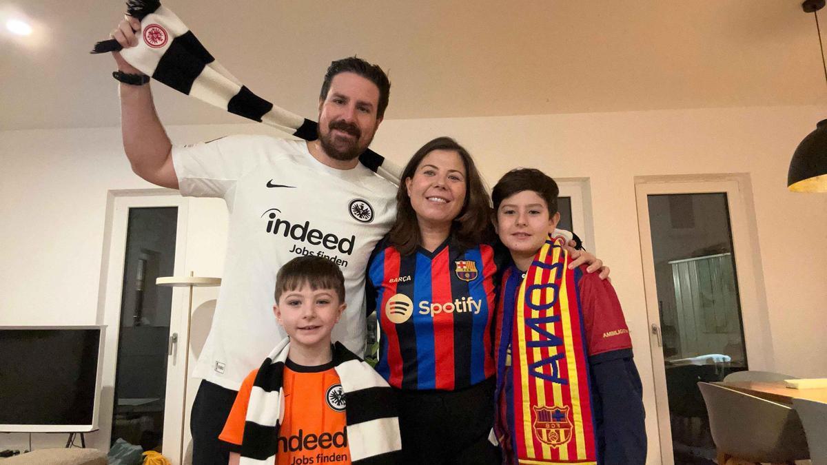 Max Albert y Aïda Balart, junto a sus hijos Paul y Teo en Frankfurt